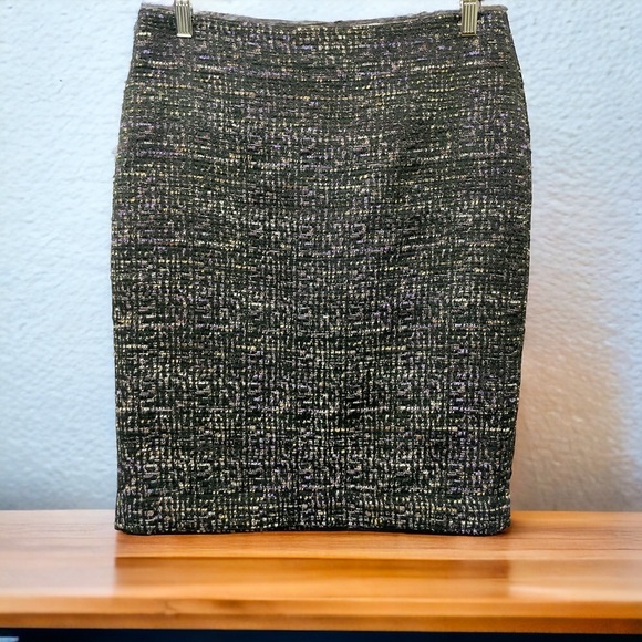 Ann Taylor Tweed Mini Skirt Womens 8 Wool Blend Back Zip Lined Textured - Picture 1 of 8